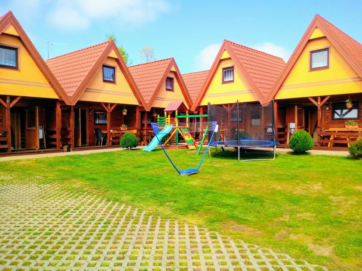 Domki Letniskowe Neptun Chłopy Exteriör bild